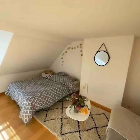 Logement Centre 1 A 4 *